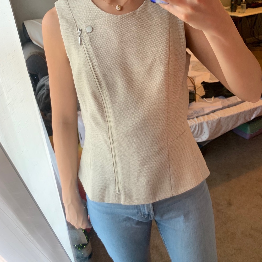 Peplum career top natural beige